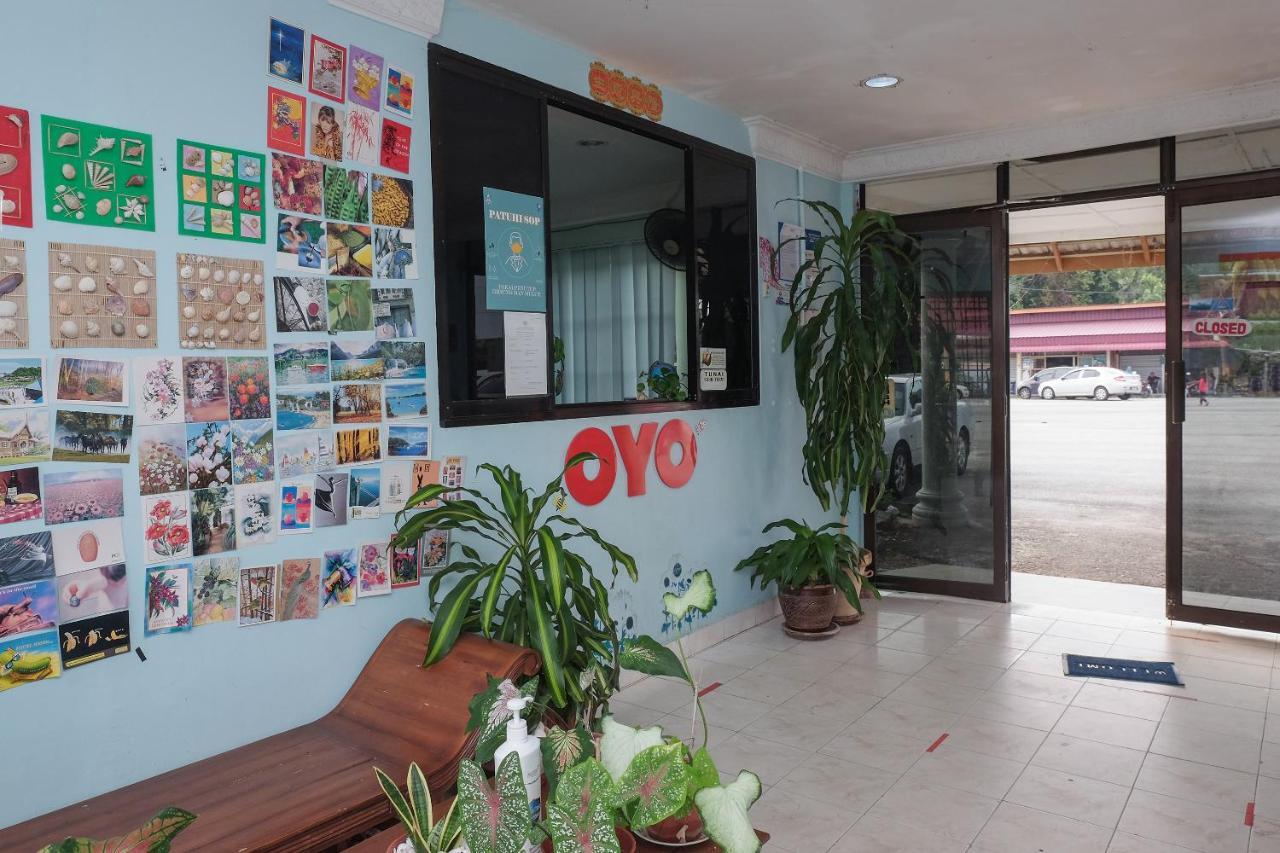 Oyo 90015 Indah Chalet Kuala Rompin Exterior foto